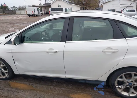 2012 Ford Focus Sel из США, поврежденный, VIN 1FAHP3H29CL297896